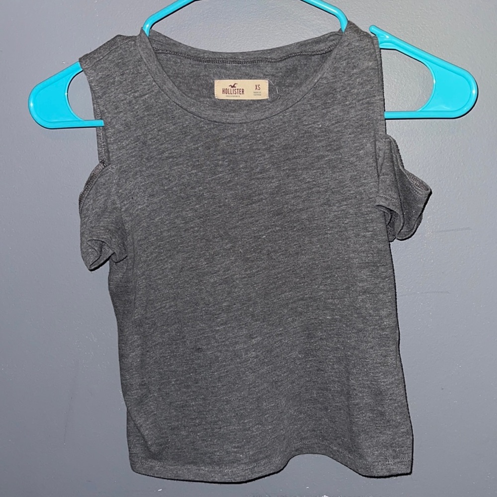 cropped tight fit shirt